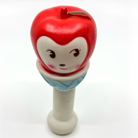 Vintage 1940s-1950s Stahlwood Rubber Smiling Red Apple Squeaker Toy - Picture 2 of 9